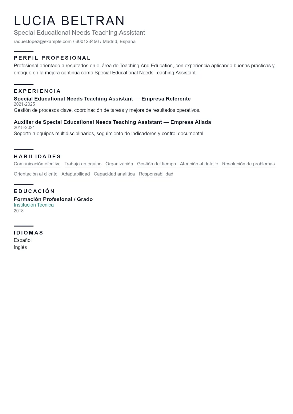 Ejemplo de CV para CV para Auxiliar de Educación Especial - Plantilla de currículum profesional